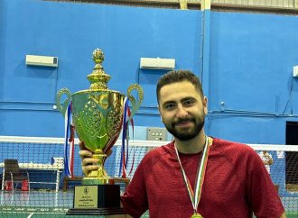 الحمصي يواصل مسيرته في صفوف المنتخب الوطني للريشة الطائرة