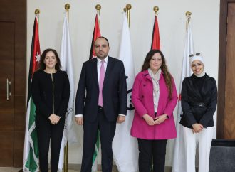 وزير الشباب يبحث ومنظمة أميديست إقامة برنامج التأهيل الوظيفي للالتحاق بالقطاع الجوي