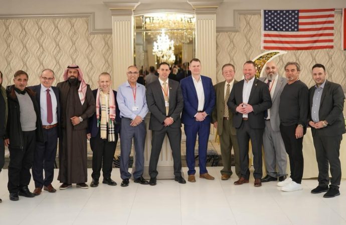 “مُلتقى النشامى” في ميشيغان الأمريكية يجعل الإفطار الرمضاني لوحة سلام أردينة استثنائية