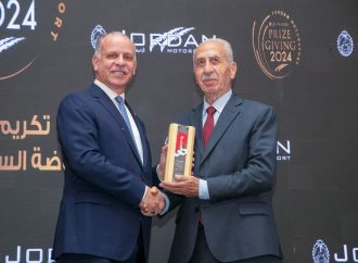 سمو الأمير فيصل بن الحسين يكرم مندوب الرعد نيوز