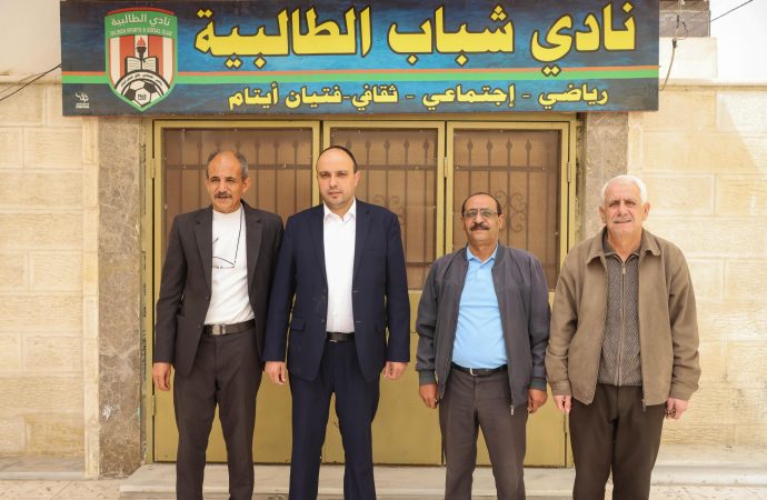 وزير الشباب يزور ناديي شباب واتحاد الطالبية الرياضيين