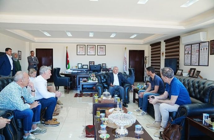 البريزات يلتقي وفد من جمعية الصداقة الفرنسية البرلمانية