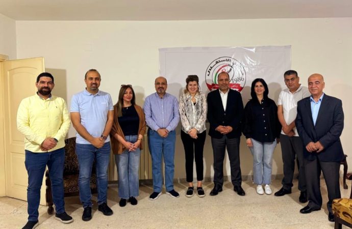 نادي الاستقلال يوزع المناصب الإدارية ويشكل لجانه الداخليه