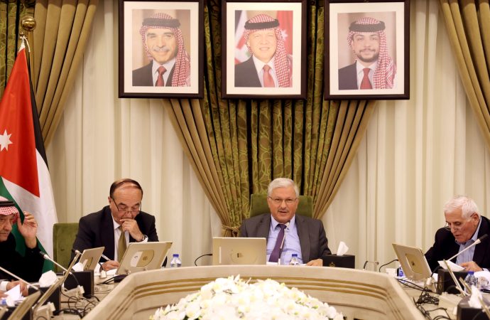 طاقة الأعيان تقر مشروع قانون الكهرباء العام