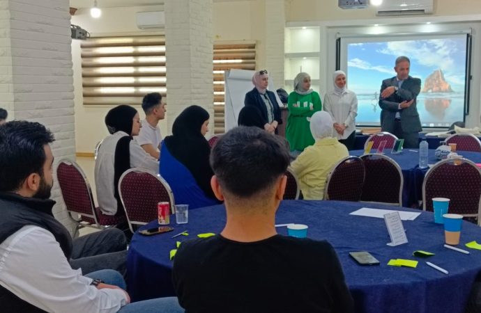 مدير شباب العاصمة يتفقد البرامج التدريبية في مراكز الشباب بعمان