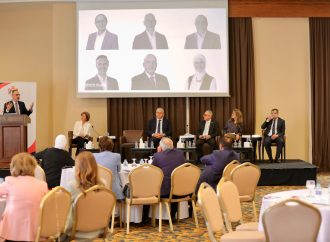 المؤتمر الوطني للتعليم العالي يواصل أعماله في البحر الميت