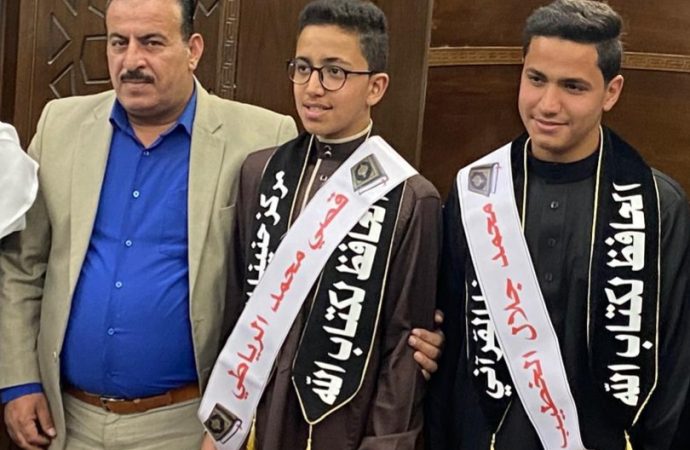 يوسف خلف الغليلات يقدم رحلة عمره لحافظين كتاب الله في مسجد حنينا بمادبا