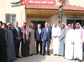 الرواشدة يقرر تأسيس مكتبة للطفل في قضاء الجفر