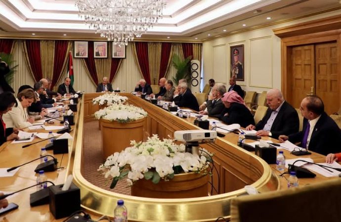 “طاقة الاعيان” تبحث مشاريع التزود بالطاقة