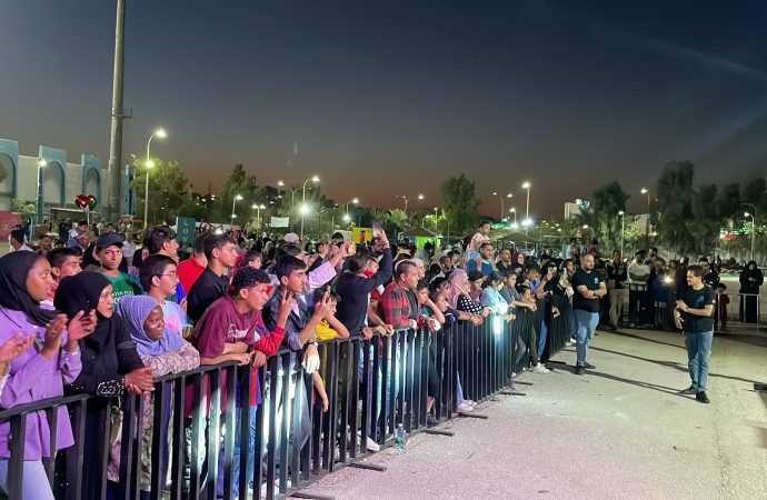 “صيف الأردن” يضيء الزرقاء بفرح جماهيري