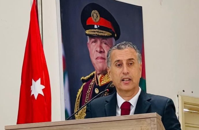 الحايك يكتب – هل تقوم الجامعات والمؤسسات الأهلية بتقديم شراكة حقيقية لخدمة المجتمع المحلي..؟