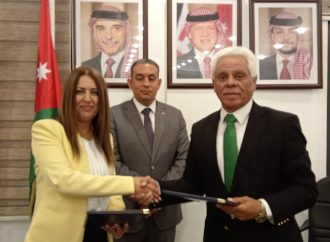 افتتاح فرع جديد لمركز زها الثقافي في السلط