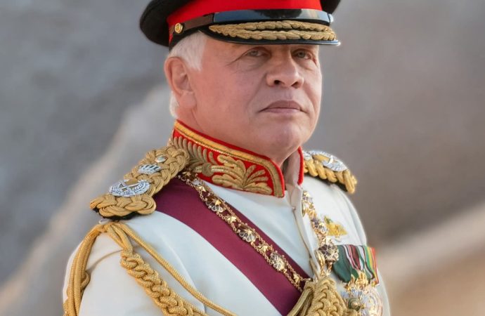 القنصل البجالي يهنيء الملك وولي العهد بعيد الجلوس الملكي والثورة العربية الكبرى ويوم الجيش…