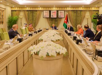 الأخوة الأردنية البحرينية في “الأعيان” تلتقي السفير البحريني