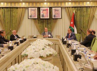 الشؤون العربية والدولية بالأعيان تناقش تطورات الأوضاع الإقليمية والدولية