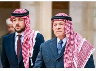 رئيس وأعضاء نقابة المحروقات يهنئون الملك وولي العهد بعيد الاضحى