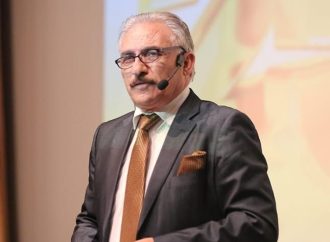 المخرج عليان يكتب –   دعونا نشتم ايمن سماوي ومهرجان جرش
