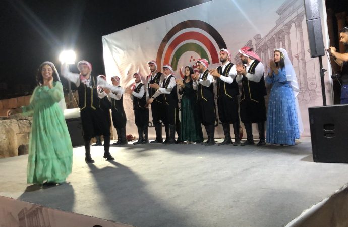 فعاليات المصلبة وشارع الأعمدة في جرش تجذب الزوار وتُحيي التراث