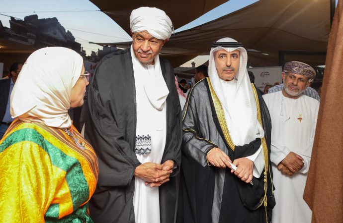 تلاقي الثقافات والحضارات العربية والعالمية في جناح السفارات بمهرجان جرش