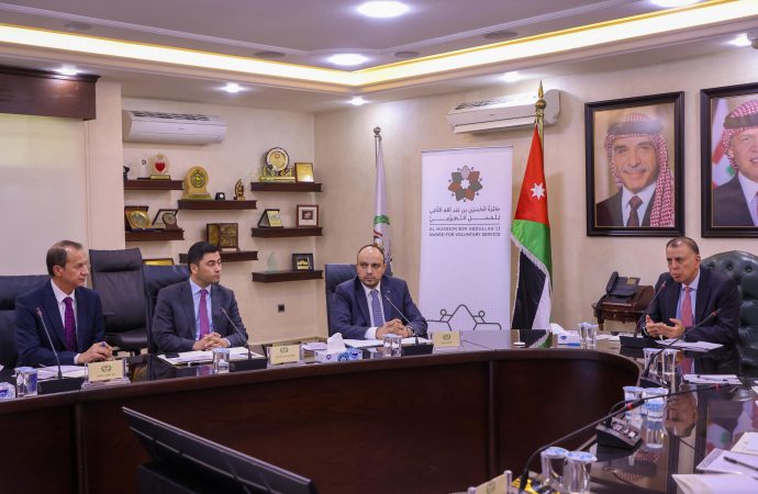 الداخلية والشباب تطلقان خطة ميدانية لتعزيز ثقافة التطوع في المحافظات