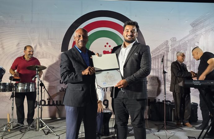 مسرح المصلبة يشهد الحان العود وتراتيل البحارة