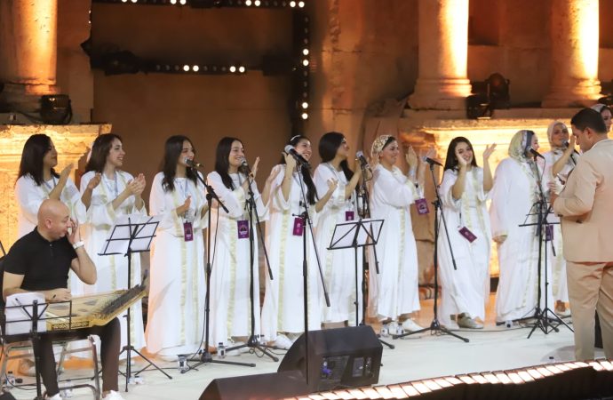 كورال “هارموني” المصرية يضيء المسرح الشمالي في مهرجان جرش
