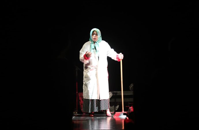 ضمن جرش الـ39 “أنا كارمن” عندما تتحول خشبة مسرح المونودراما إلى مرآة نسوية صادقة