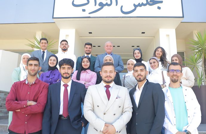 النائب خميس عطية يلتقي وفد مجلس طلبة جامعة جرش