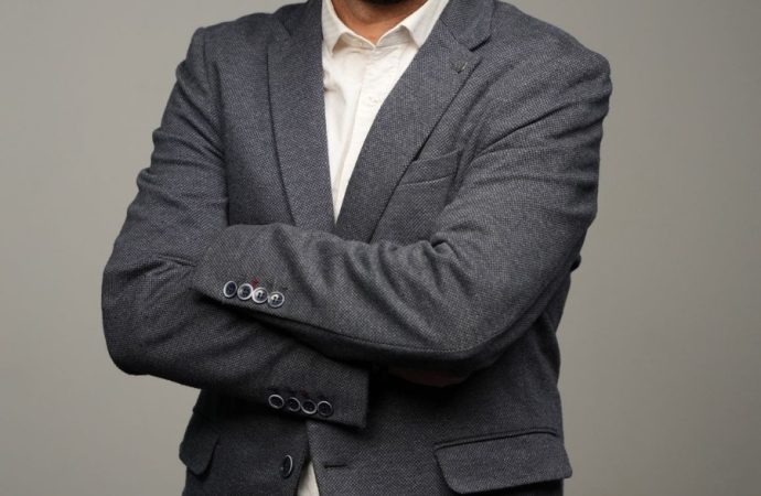 كيف يغادر المرء عمان؟