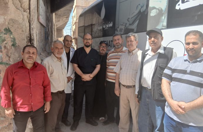 الخشمان يرعى حملة التبرع بالدم في حي جناعة بالزرقاء