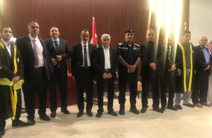 محافظ معان يرعى احتفال تكريم اوائل الثانويه العامه في الشوبك