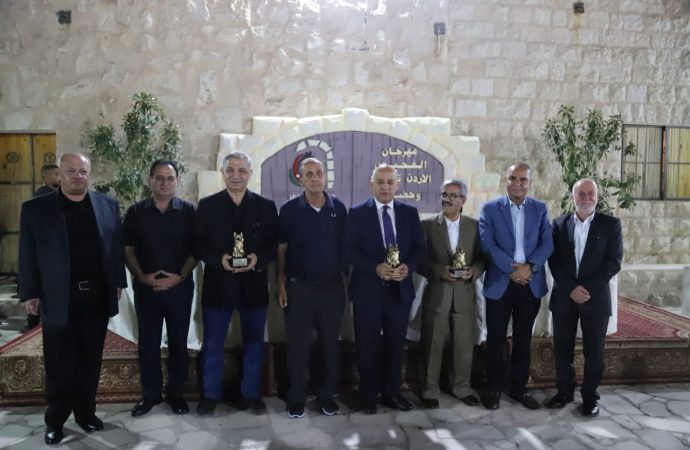 “مهرجان الفحيص 32” يختتم فعالياته ويناقش “المسؤولية التاريخية للأردن اتجاه فلسطين”