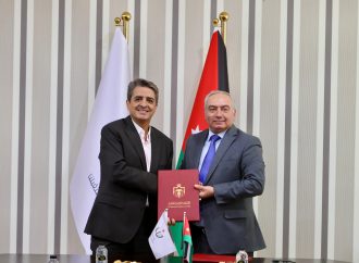 الشباب وإقليم البترا توقعان اتفاقية لإنشاء ملعب خماسي في دلاغة