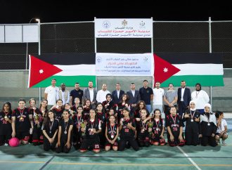 العدوان يستكمل جولاته التفقدية في العقبة ويكرِّم الفائزين بالبطولات الرياضية