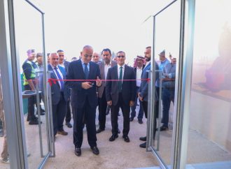 وزير السياحة يفتتح مشروع تطوير قلعة القطرانة الأثرية