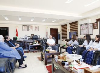 وفد من اليونسكو يزور البترا ويبحث تعزيز التعاون في حماية التراث العالمي