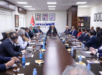 وزير السياحة والآثار يلتقي مديري فنادق الخمس نجوم