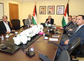 وزير النقل يبحث مع “الملكية الاردنية” تطوير عمليات الشحن الجوي