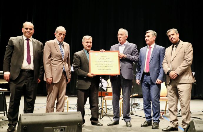 وزير الثقافة يرعى حفل تخريج الفوج الثالث من معهد تدريب الفنون في اربد .