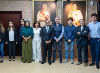 أمين عام وزارة السياحة يلتقي وفداً إعلامياً بريطانياً يزور الأردن للترويج السياحي
