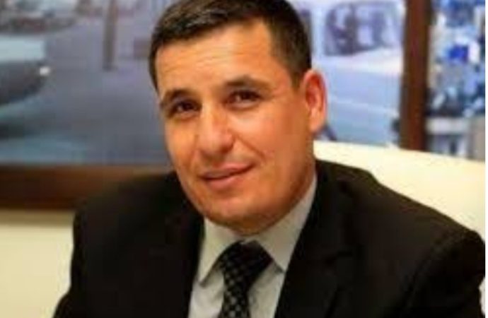 ابورمان يكتب – مازن القاضي … هل سيكون رئيسا لمجلس النواب أم موظف برتبة معالي ؟