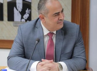 المومني يكتب – أمي والتلفزيون الاردني ..