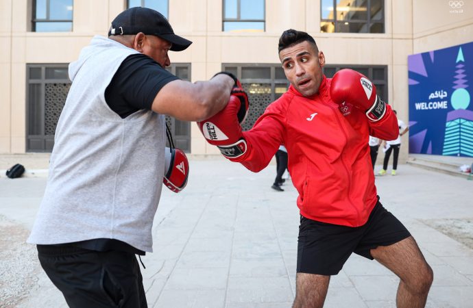 الملاكم حسين عشيش يفتتح مشاركة البعثة الأردنية في دورة ألعاب التضامن الإسلامي في الرياض