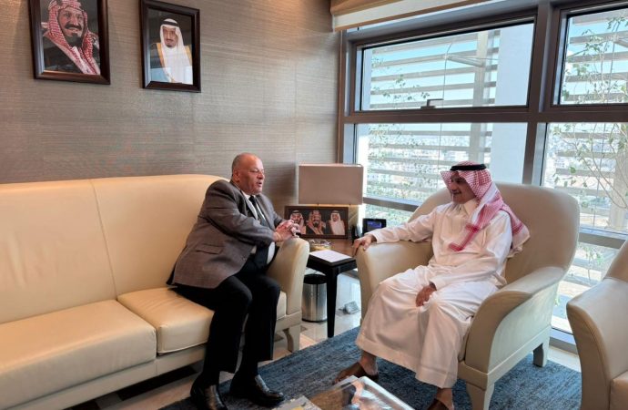 السفير السعودي الأمير منصور بن خالد يلتقي مدير مهرجان جرش ايمن سماوي