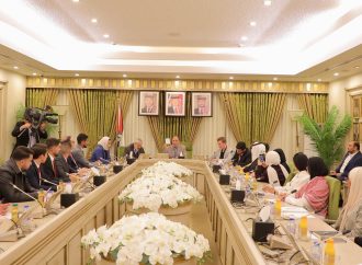 العين الملقي – الشباب يشكّلون الركيزة الأساسية في مشروع التحديث السياسي