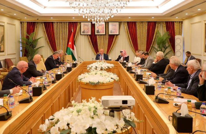 “مالية الأعيان” تبحث استراتيجية وزارة الثقافة