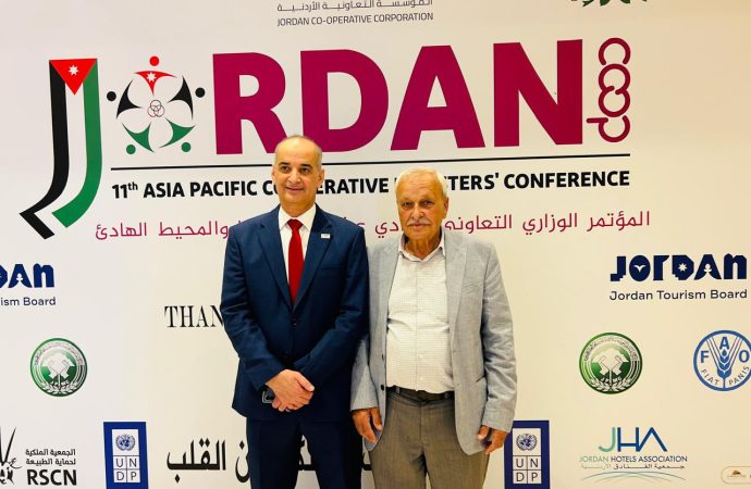 رئيس جمعية الشوبك السياحية يوقع اتفاقية تعاون مع المؤسسة التعاونية الأردنية