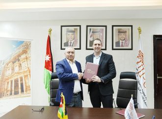 سلطة إقليم البترا توقّع عقد استثمار لإنشاء ميدان المغامرة (IBEX  Petra Adventure Park)