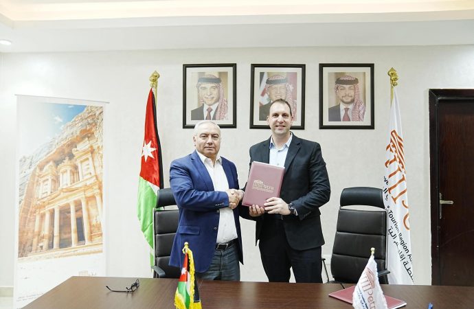 سلطة إقليم البترا توقّع عقد استثمار لإنشاء ميدان المغامرة (IBEX  Petra Adventure Park)