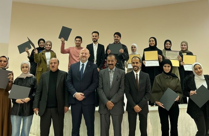 اختتام مشروع مجلس الشباب الديمقراطي في مادبا